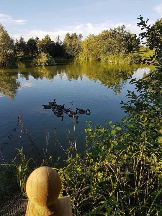 Elton Barn Fishery & Retreat Nottingham Exterior photo